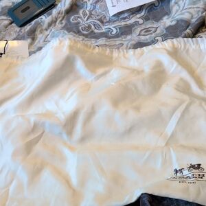 Coach Cream Dust Bag With Horse And Carriage 25 X20